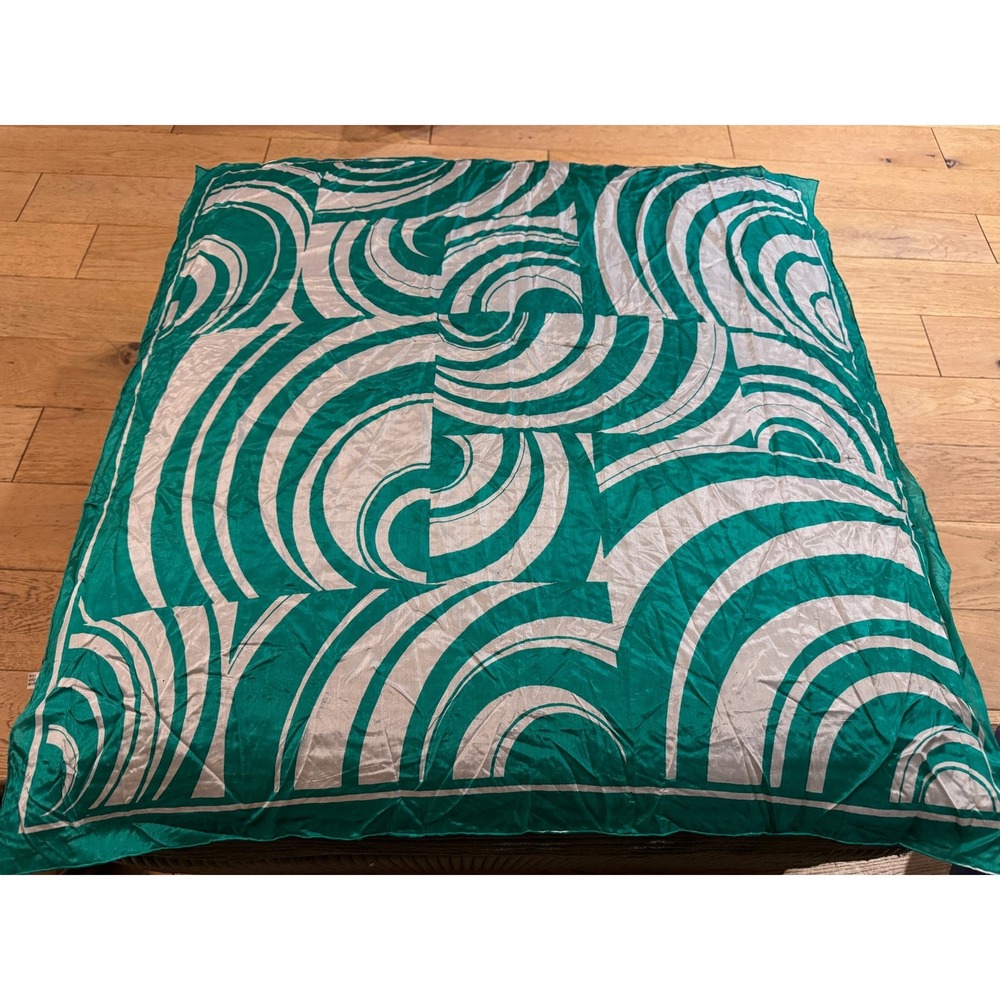 Jubilee Silk Scarf Green White Geometric Swirl Pattern Hand Rolled Edges‎